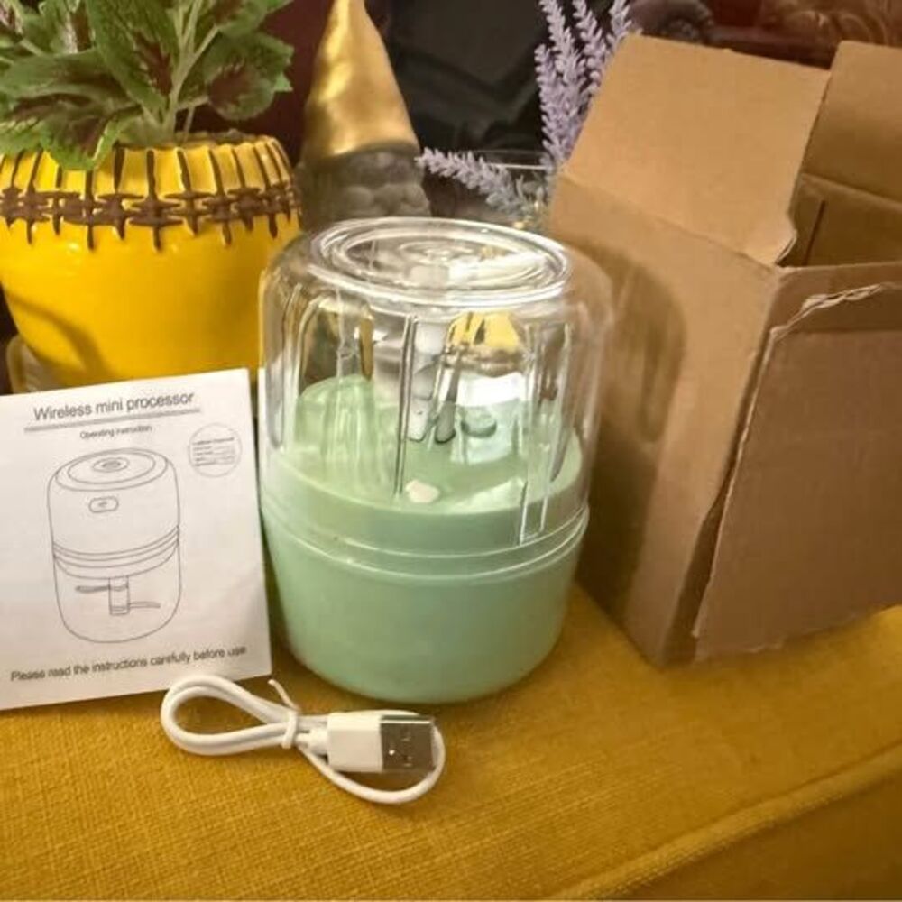 Wireless Mini food chopper Processor - Picture 2 of 3